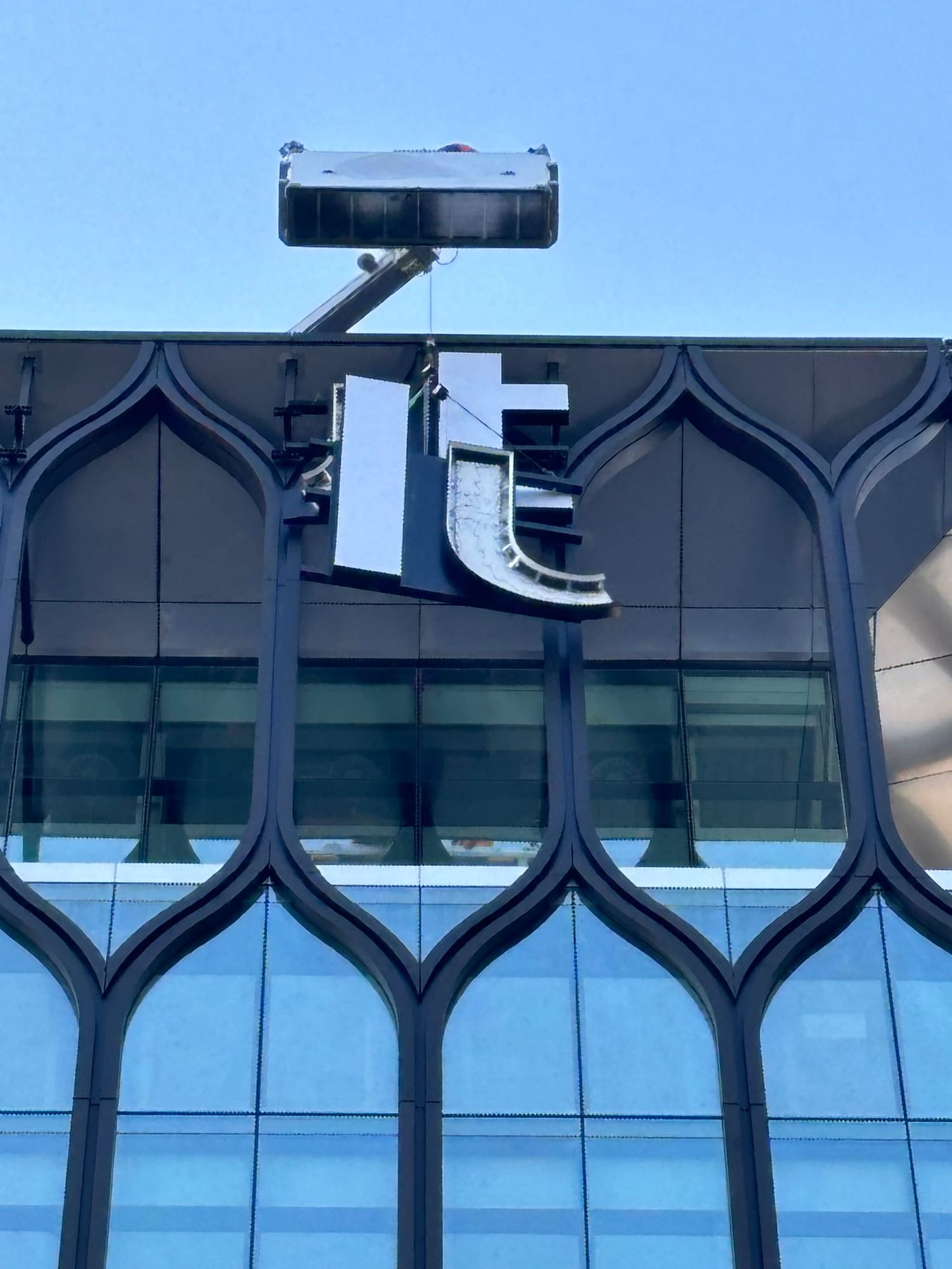Revolut HQ, Canary Wharf — it letters installed bmu
