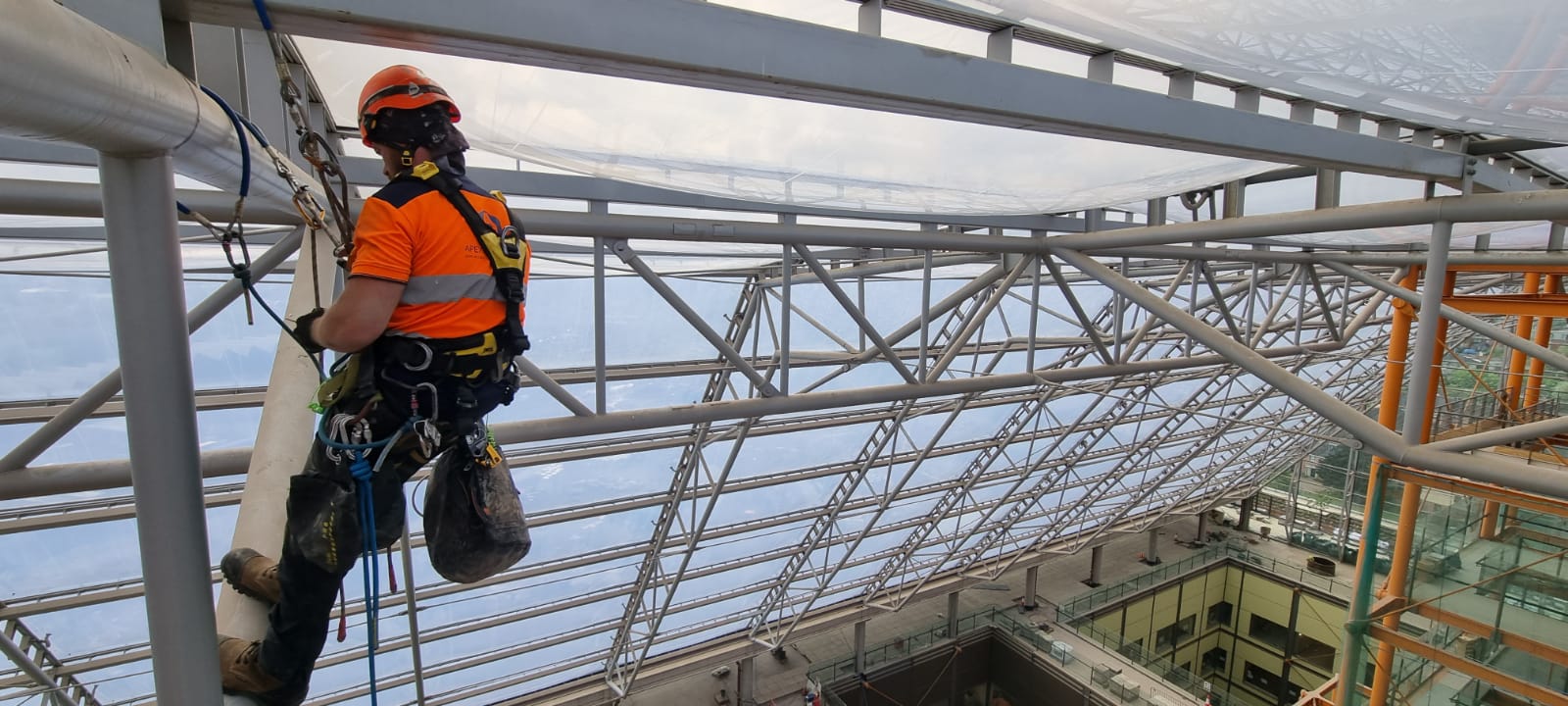 Rope access construction — glazed atrium roof steelwork